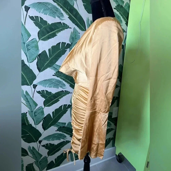 Pretty Little Thing Womens Yellow Ruched Plunge Cowl Neck Long Sleeve Dress 2 - Picture 7 of 14